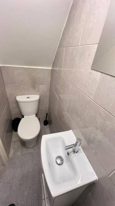3bedroom Flat Ideal For Families Londra